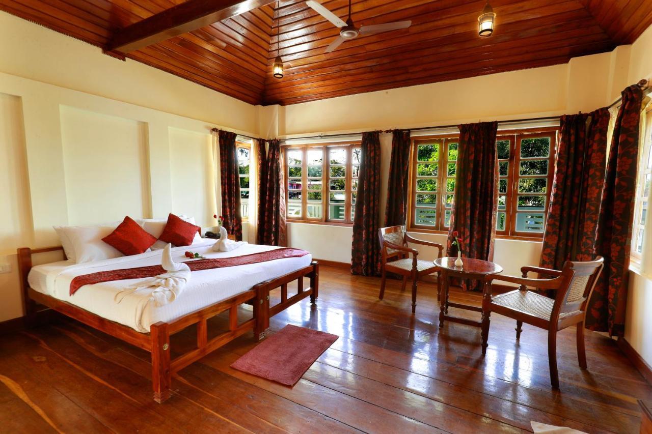 Alappuzha Triveny River Palace酒店 外观 照片