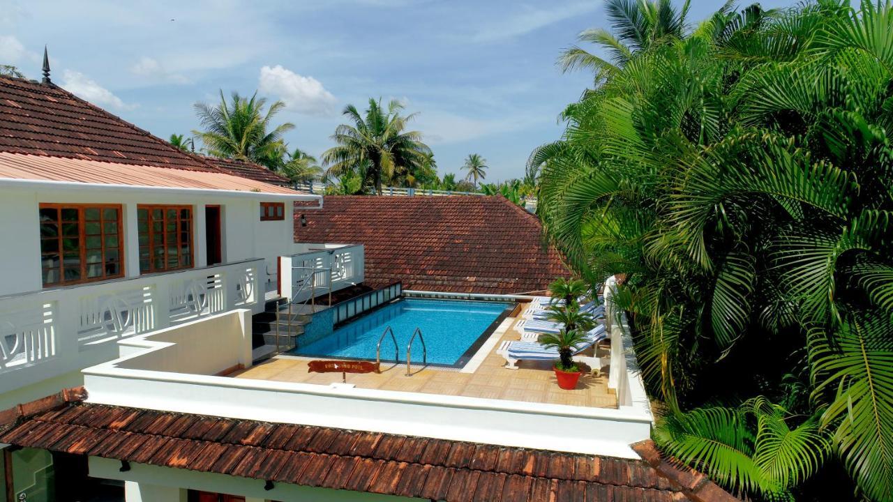 Alappuzha Triveny River Palace酒店 外观 照片