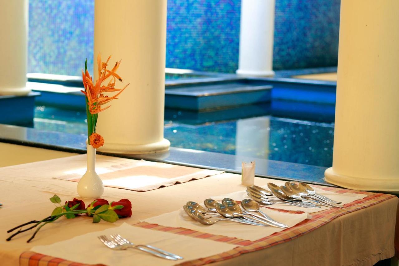Alappuzha Triveny River Palace酒店 外观 照片